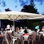 Avec Terrasse - 4 Pers. - Api-1-52-2108 *