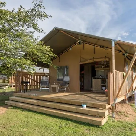 Avec Terrasse - 4 Pers. - Api-1-52-2108 Campingplatz *